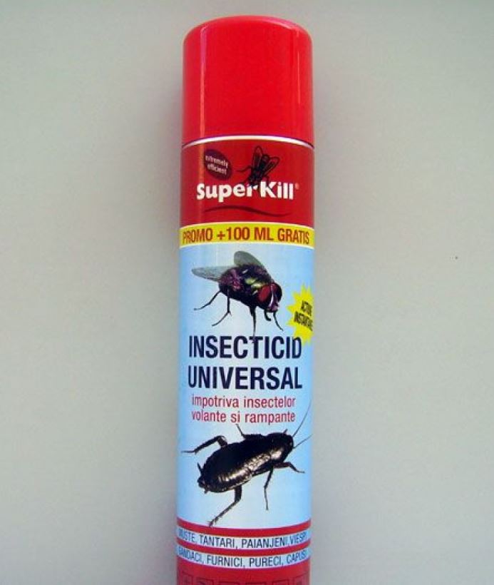 Spray Insecticid Universal SuperKill Impotriva Insectelor Zburatoare Si Taratoare 400ml
